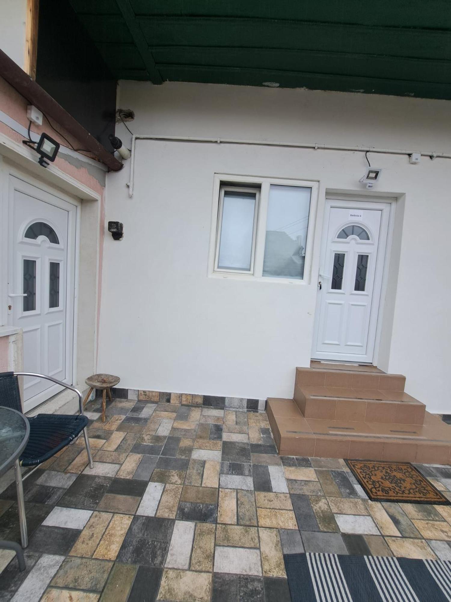Free Garage In The Center-Delicia 4 Studio! Sibiu Exterior foto